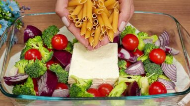 I can't stop eating this broccoli with pasta! So juicy and tasty!