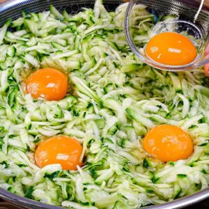 Many people don't know this simple zucchini recipe! Very quick and tasty!